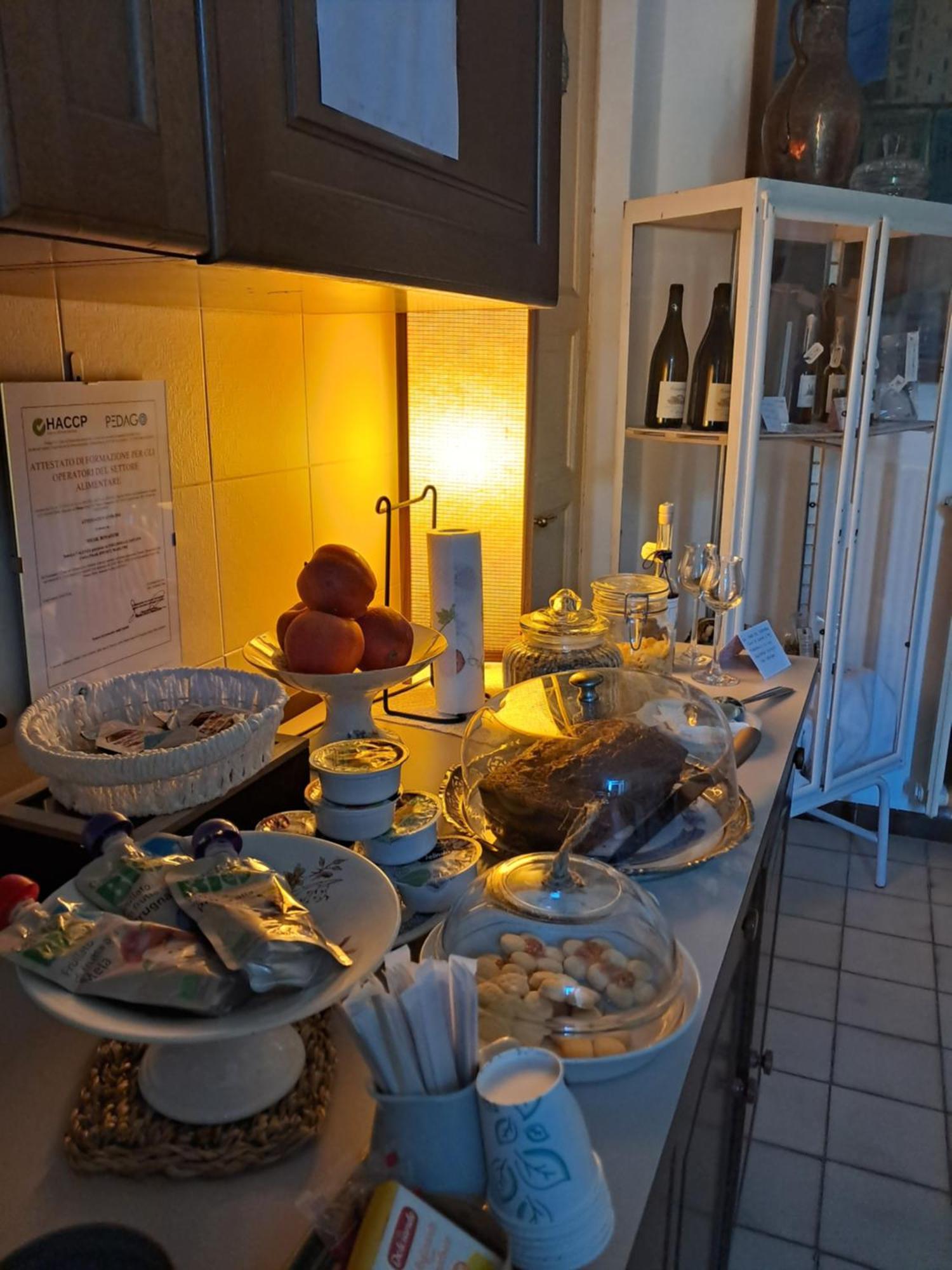 Bed & Breakfast Chiara San Sebastiano Curone Zewnętrze zdjęcie