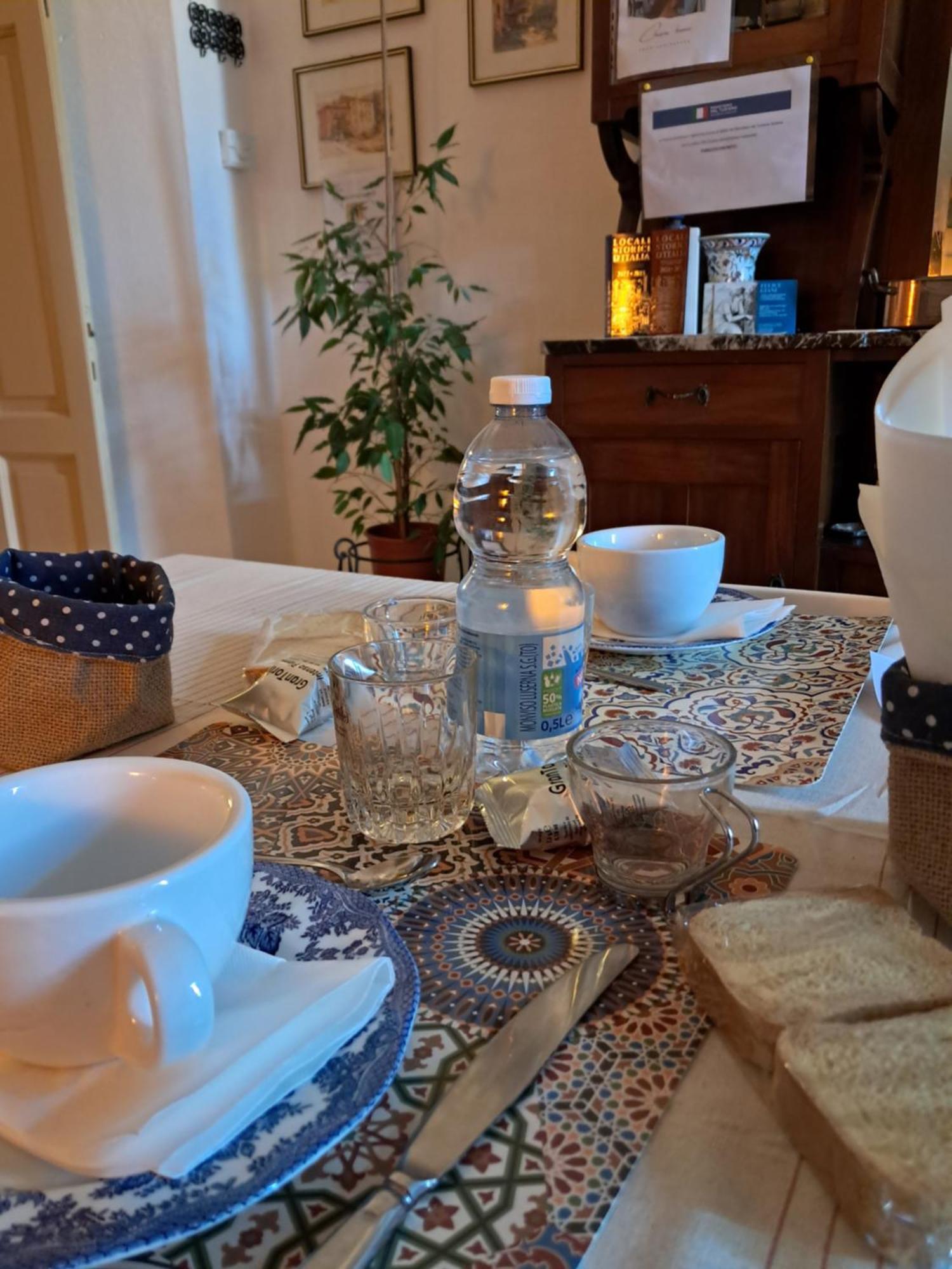 Bed & Breakfast Chiara San Sebastiano Curone Zewnętrze zdjęcie